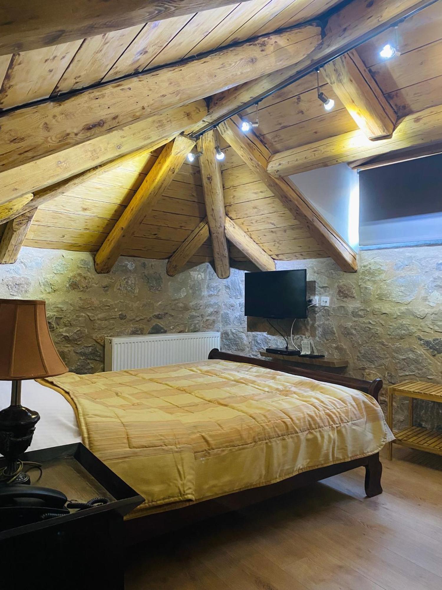Alexandros Guesthouse Arachova Exterior foto